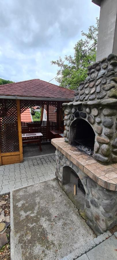 Casa Edy Hotel Совата Екстериор снимка